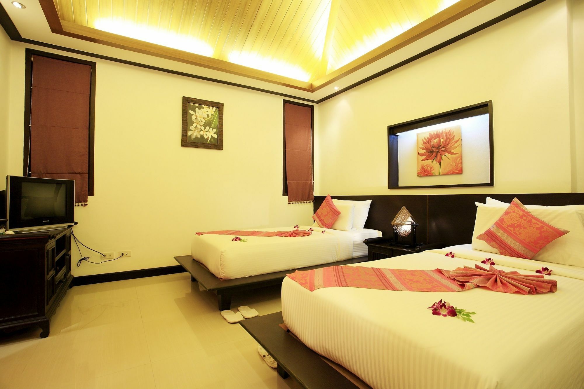 The Iris Pool Villa Rawai 外观 照片