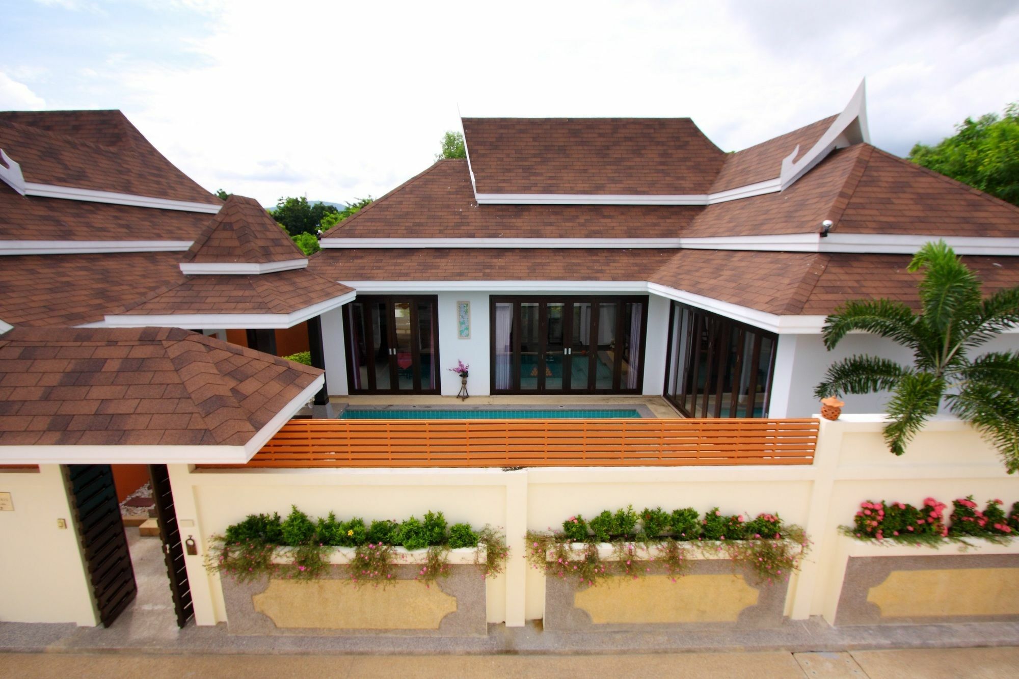 The Iris Pool Villa Rawai 外观 照片